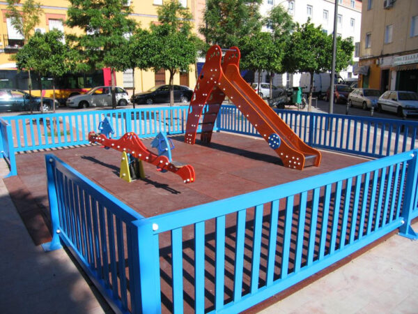 VALLA INFANTIL METÁLICA ANTIVANDÁLICA (M. LINEAL) - Ref. 1265 - Imagen 4