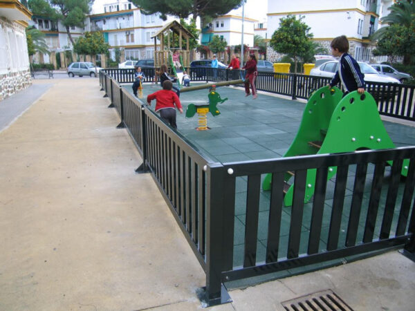VALLA INFANTIL METÁLICA ANTIVANDÁLICA (M. LINEAL) - Ref. 1265 - Imagen 10
